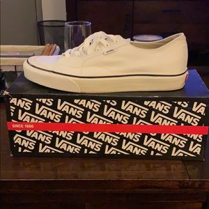 Vans true white